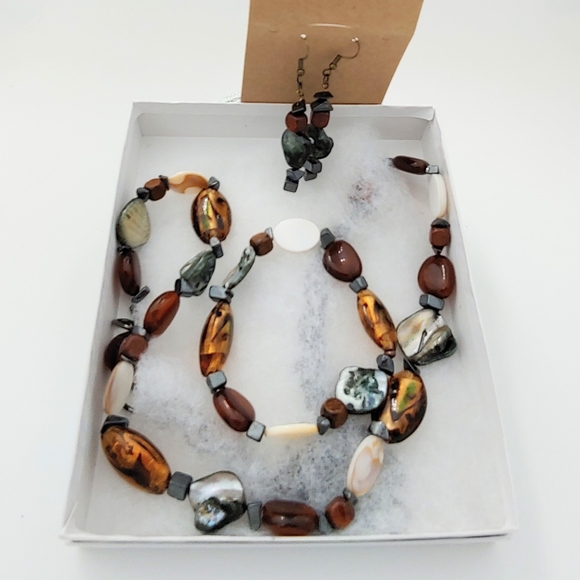 247NEB127 Homemade 3Pc. Amber Gray Necklace Set. - Picture 8 of 8